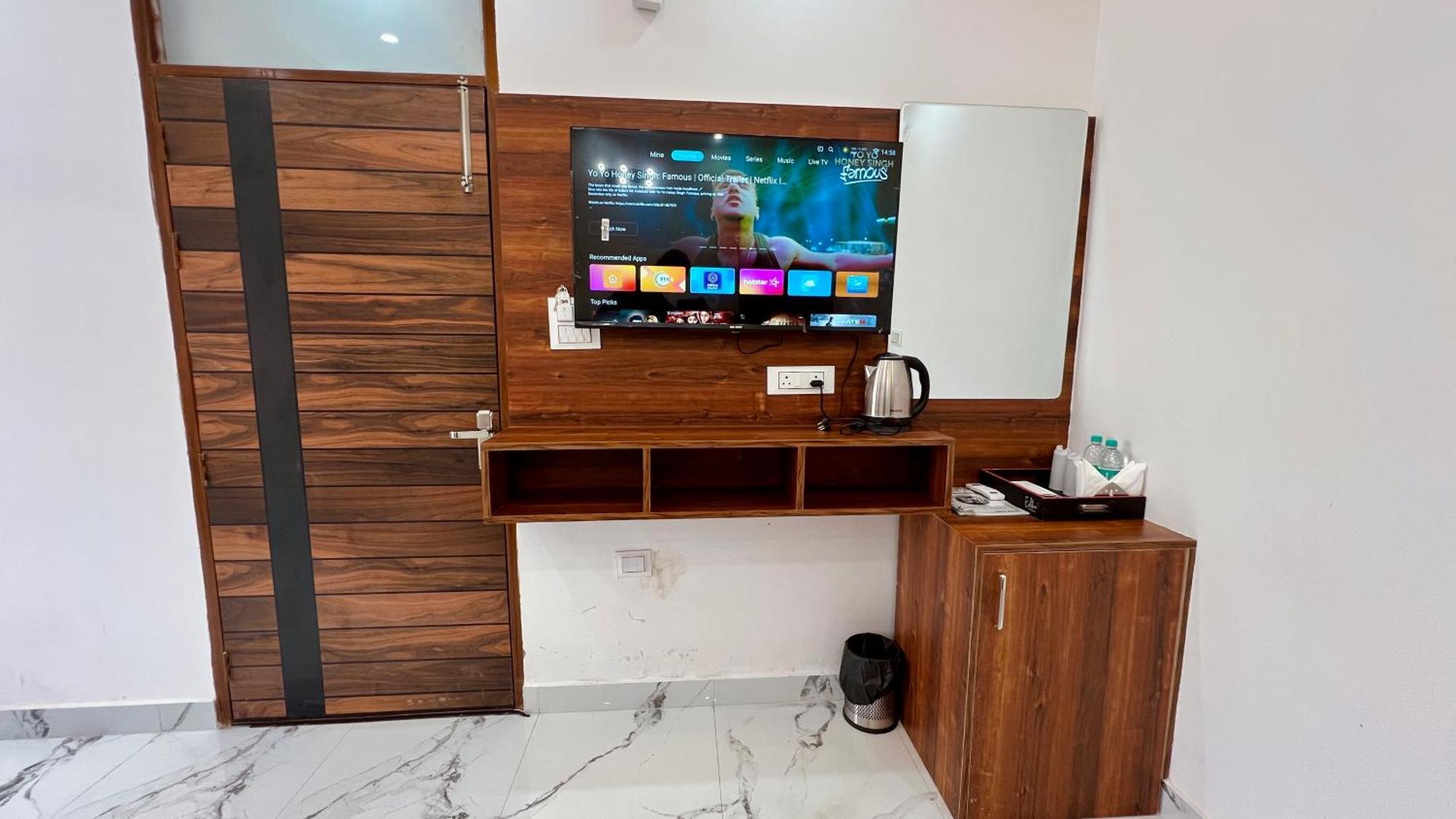 Aerovilla By Jmd Group New Delhi Exterior photo